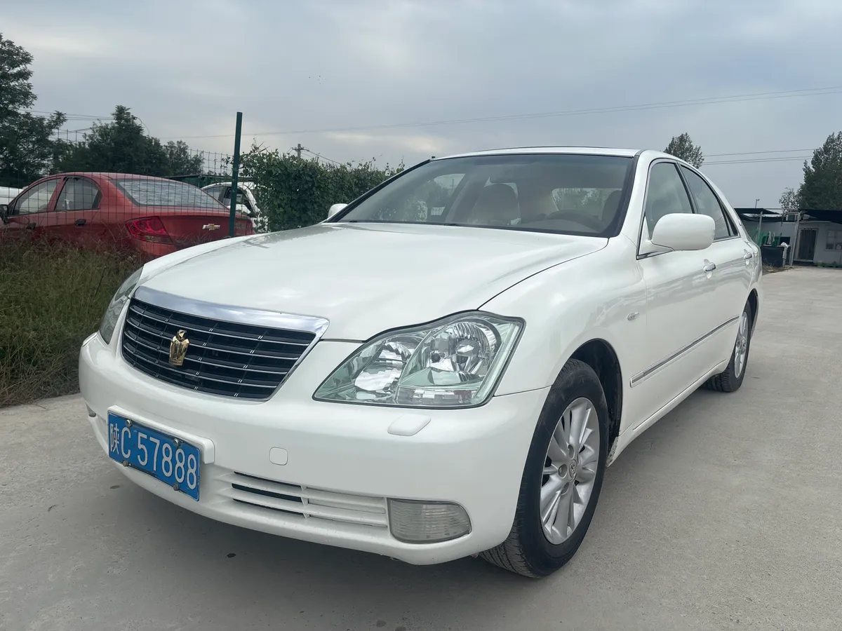 Toyota 2005 3.0L Royal Saloon