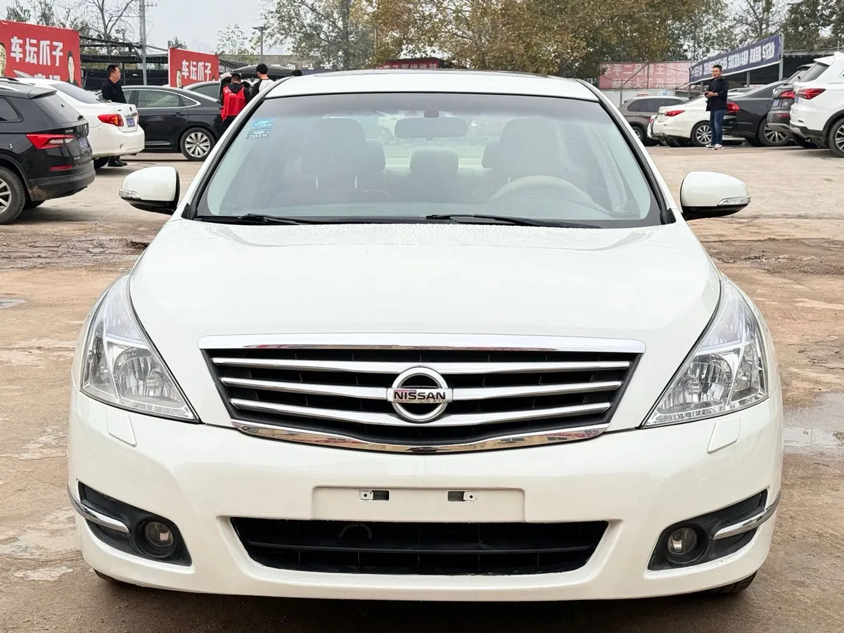 Nissan 2009 2.5L XV VIP