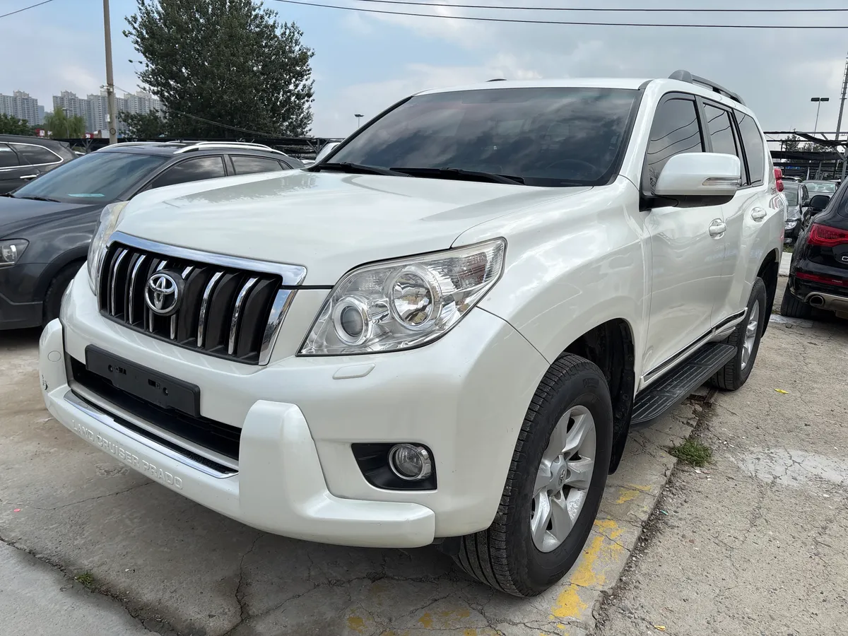 Toyota ( ) 2009 4000