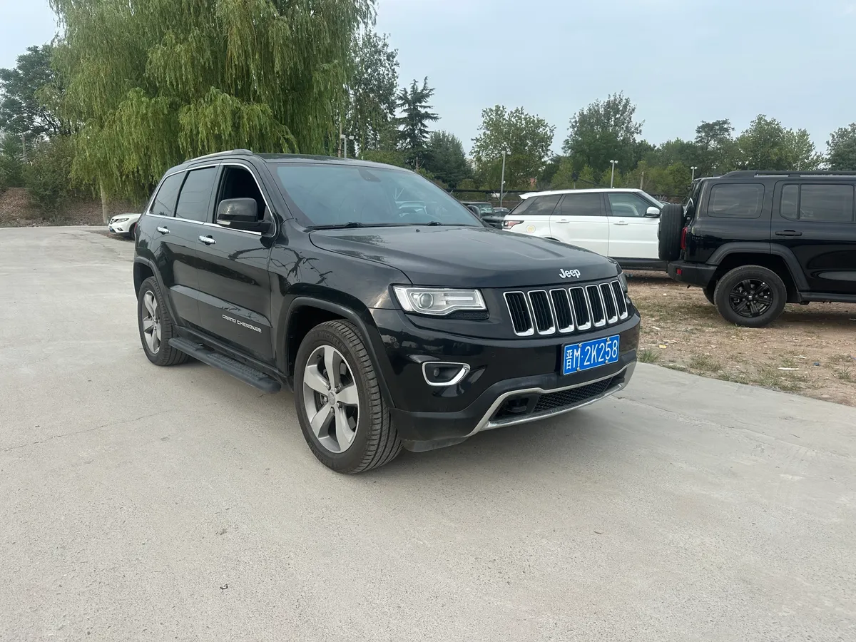 Jeep ( ) 2015 3.0L