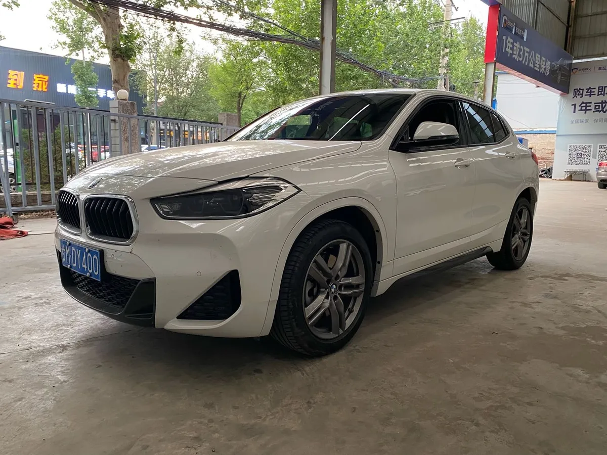 BMW X2 2021 sDrive25i M