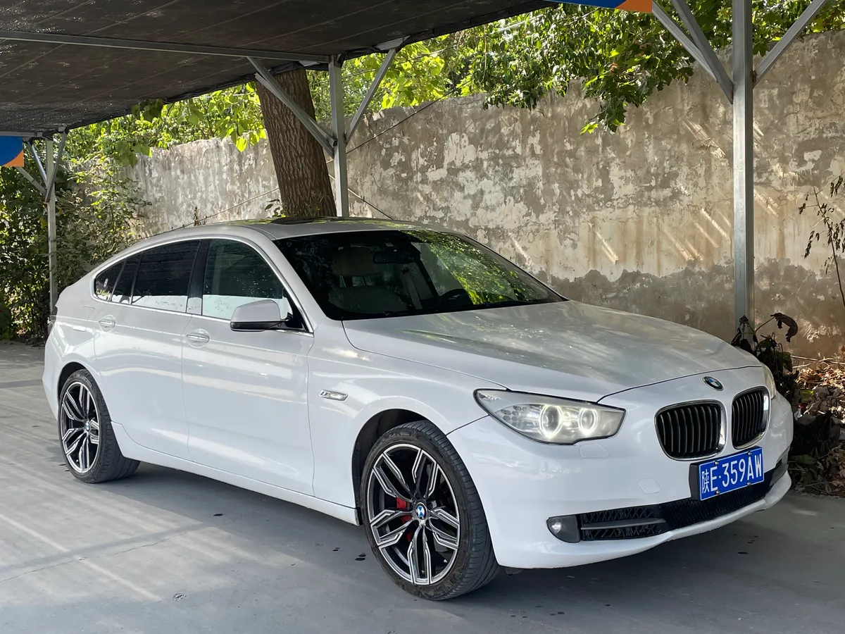 BMW 5 GT 2010 535i