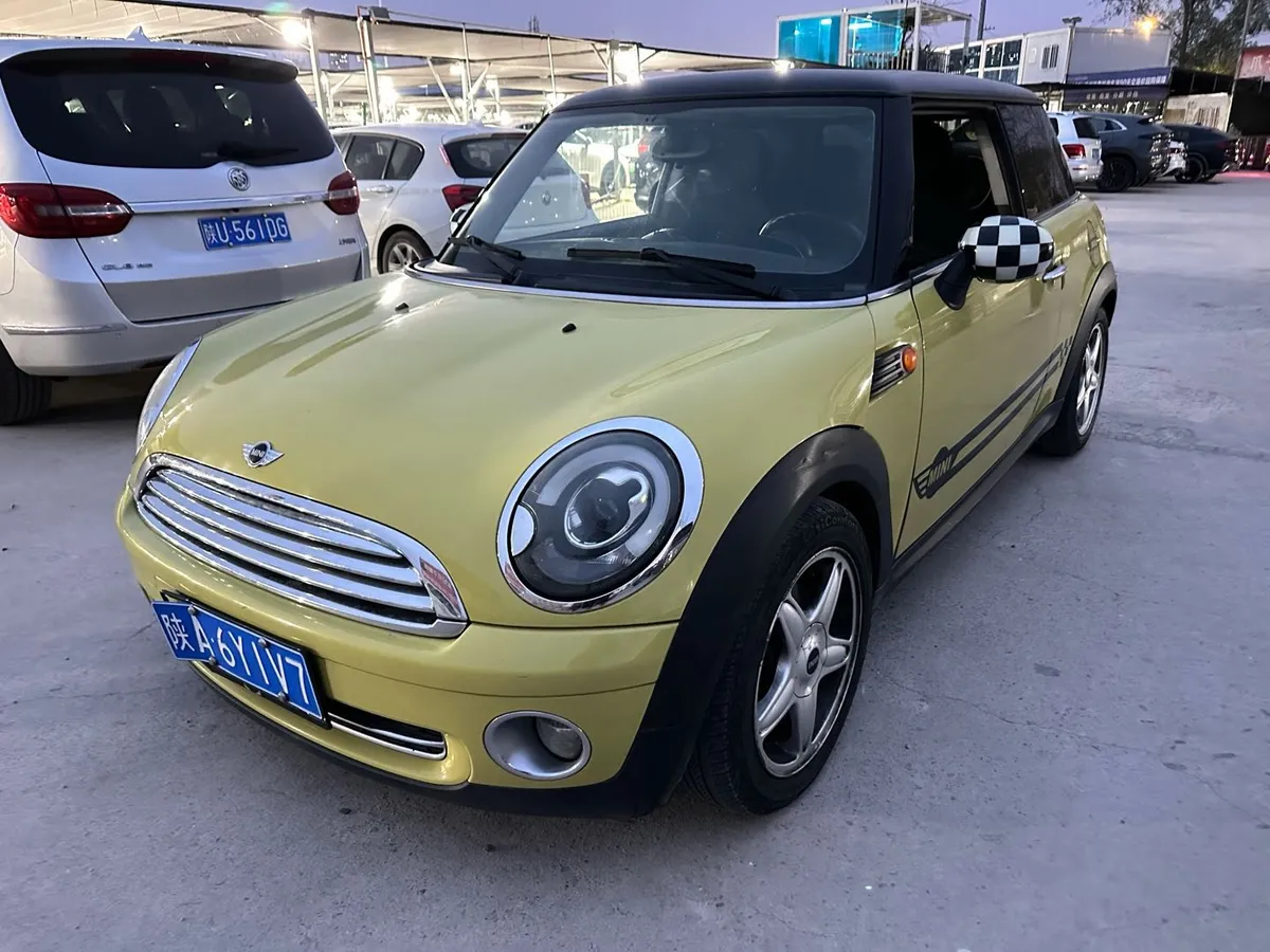 MINI MINI 2010 1.6L COOPER 50 Mayfair