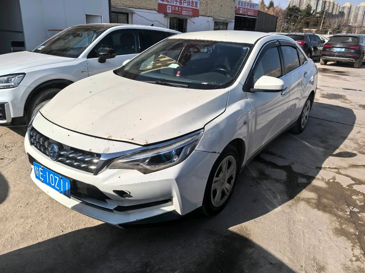 D60 2019 1.6L Entry