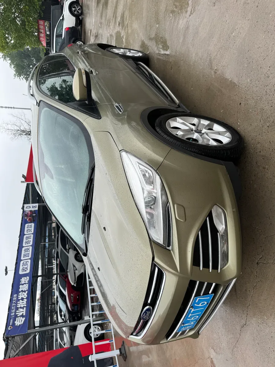 Ford 2015 2.0L GTDi