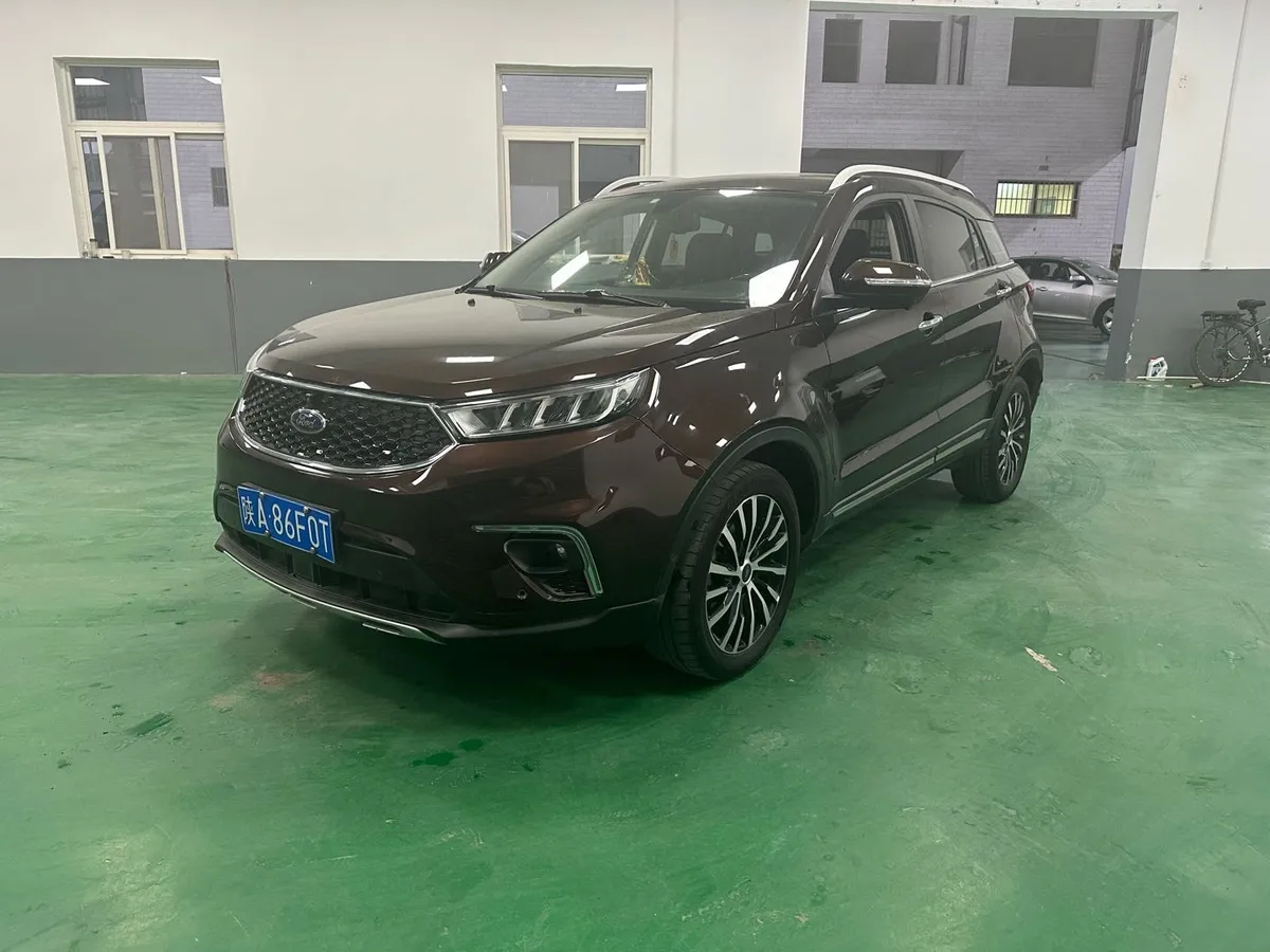 Ford 2019 EcoBoost 145 CVT V