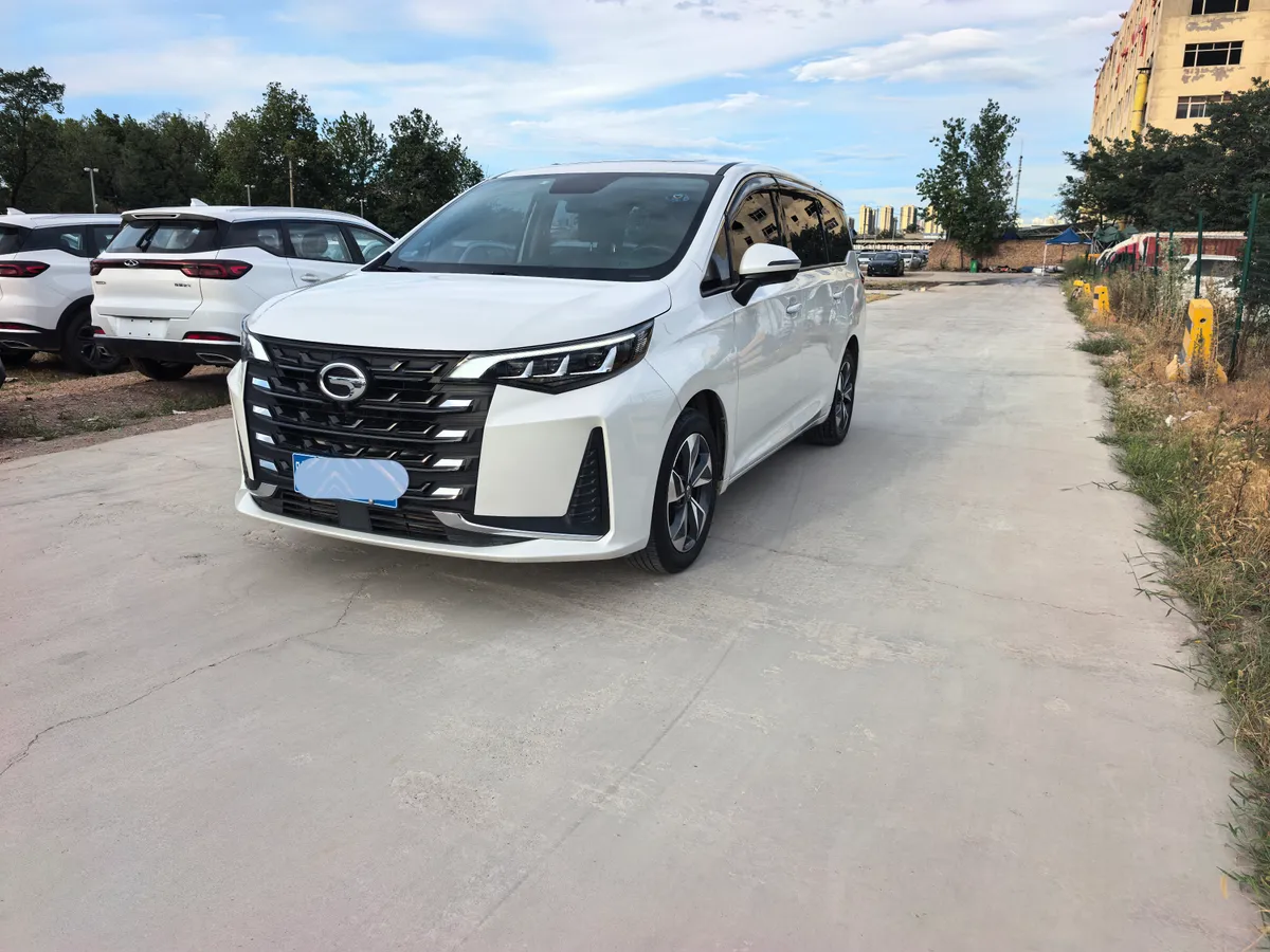 GAC Trumpchi M6 2021