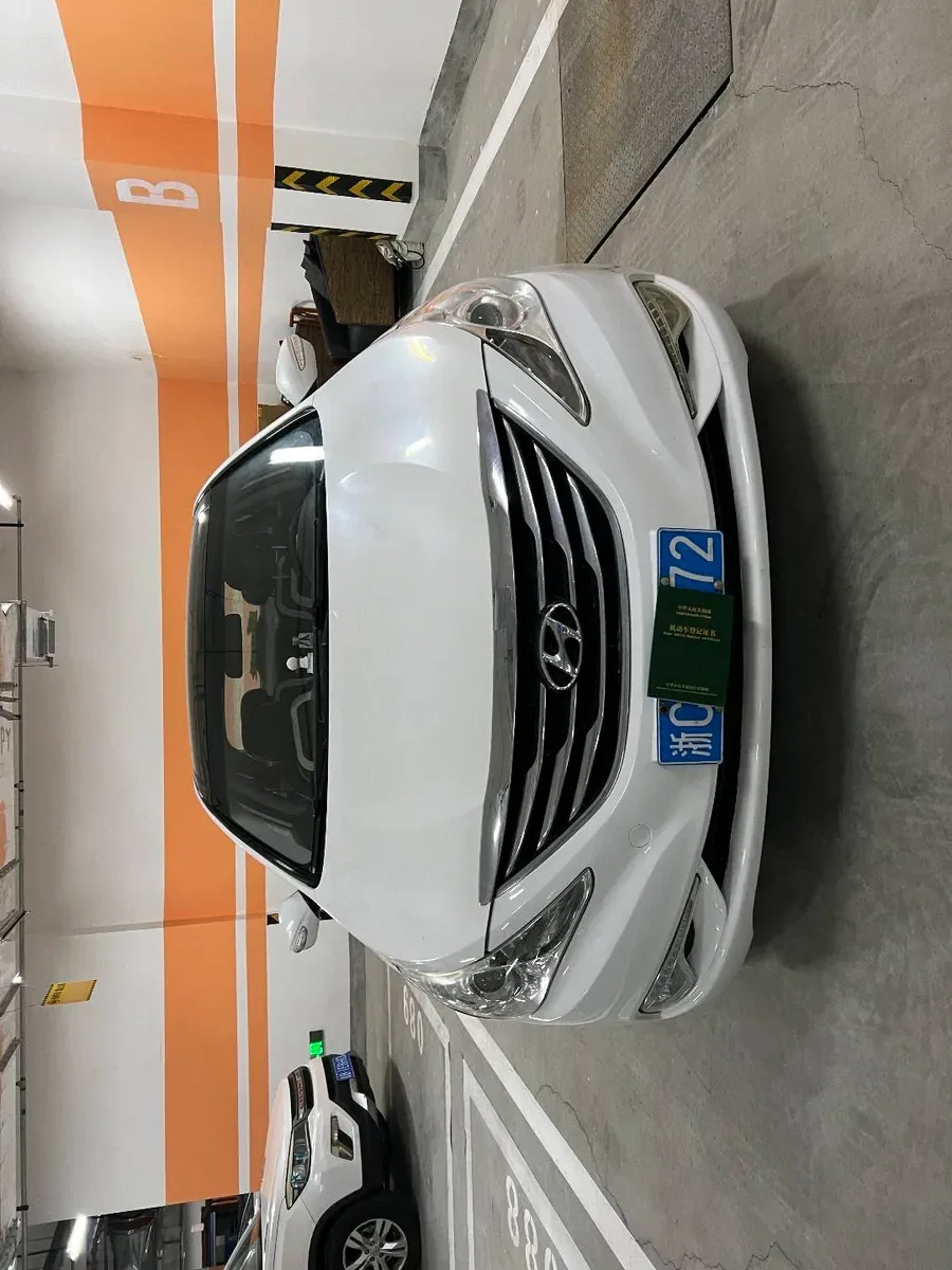 Hyundai 2014 2.4L V
