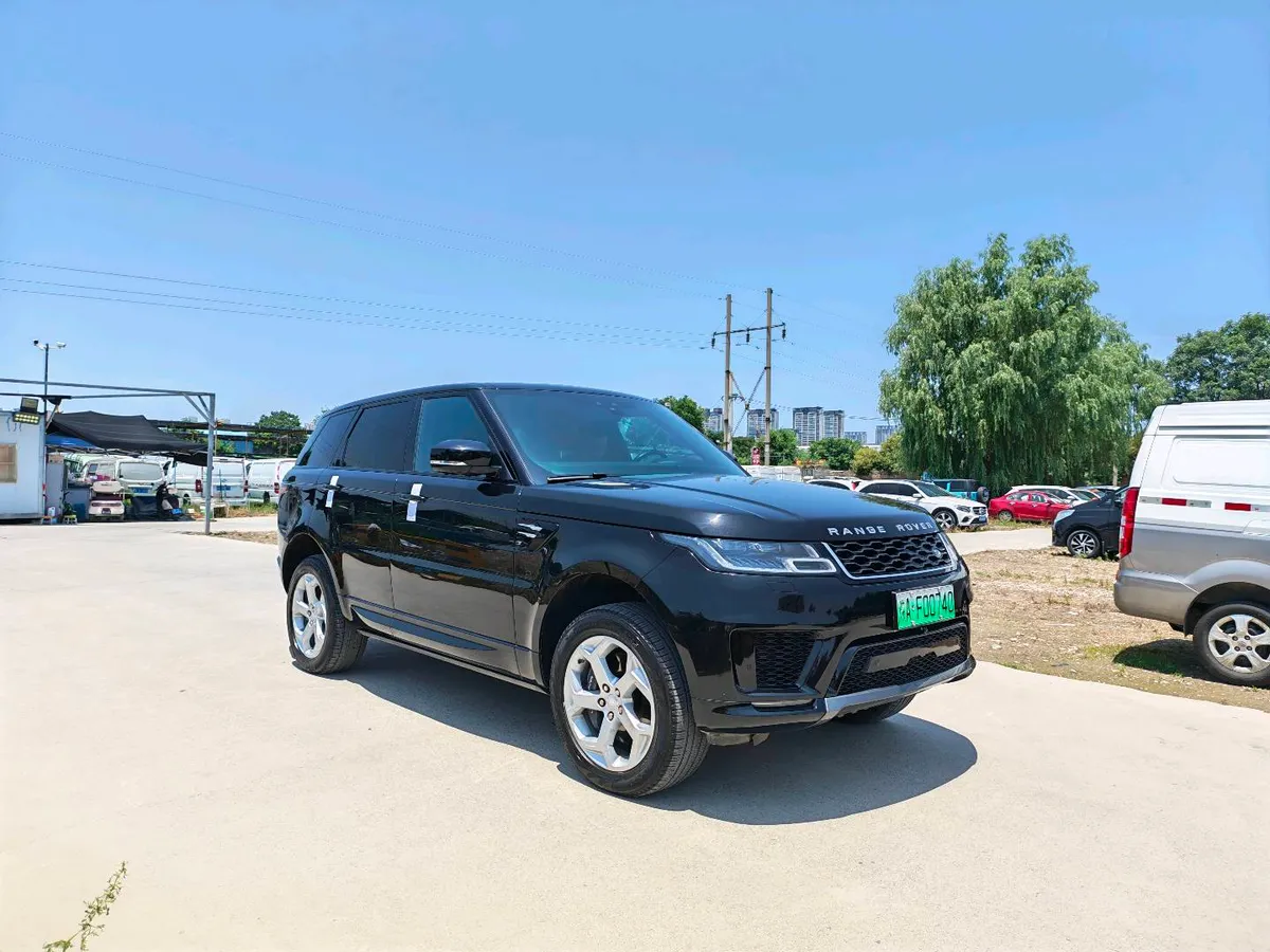 Land Rover 2018 P400e