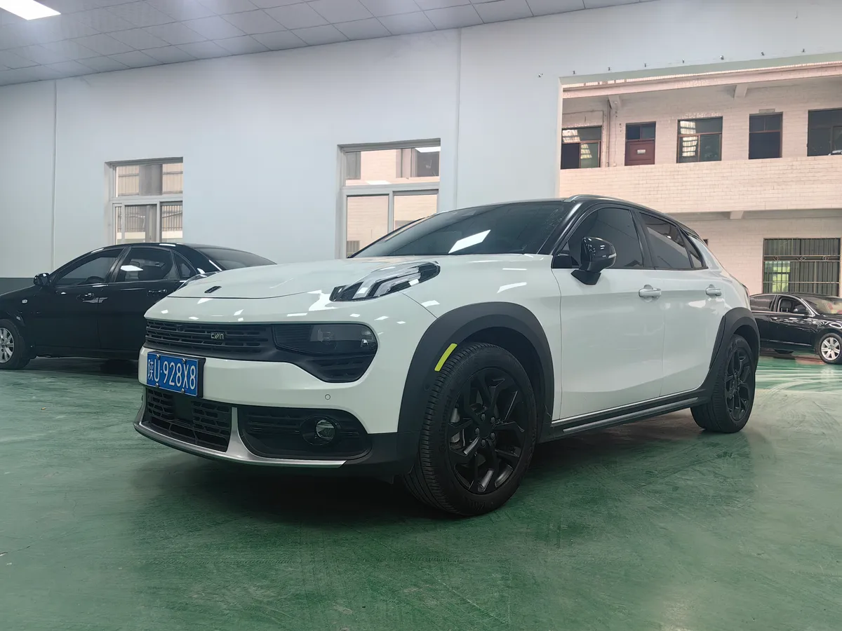 Lynk & Co 02 2018 2.0T DCT Pro V