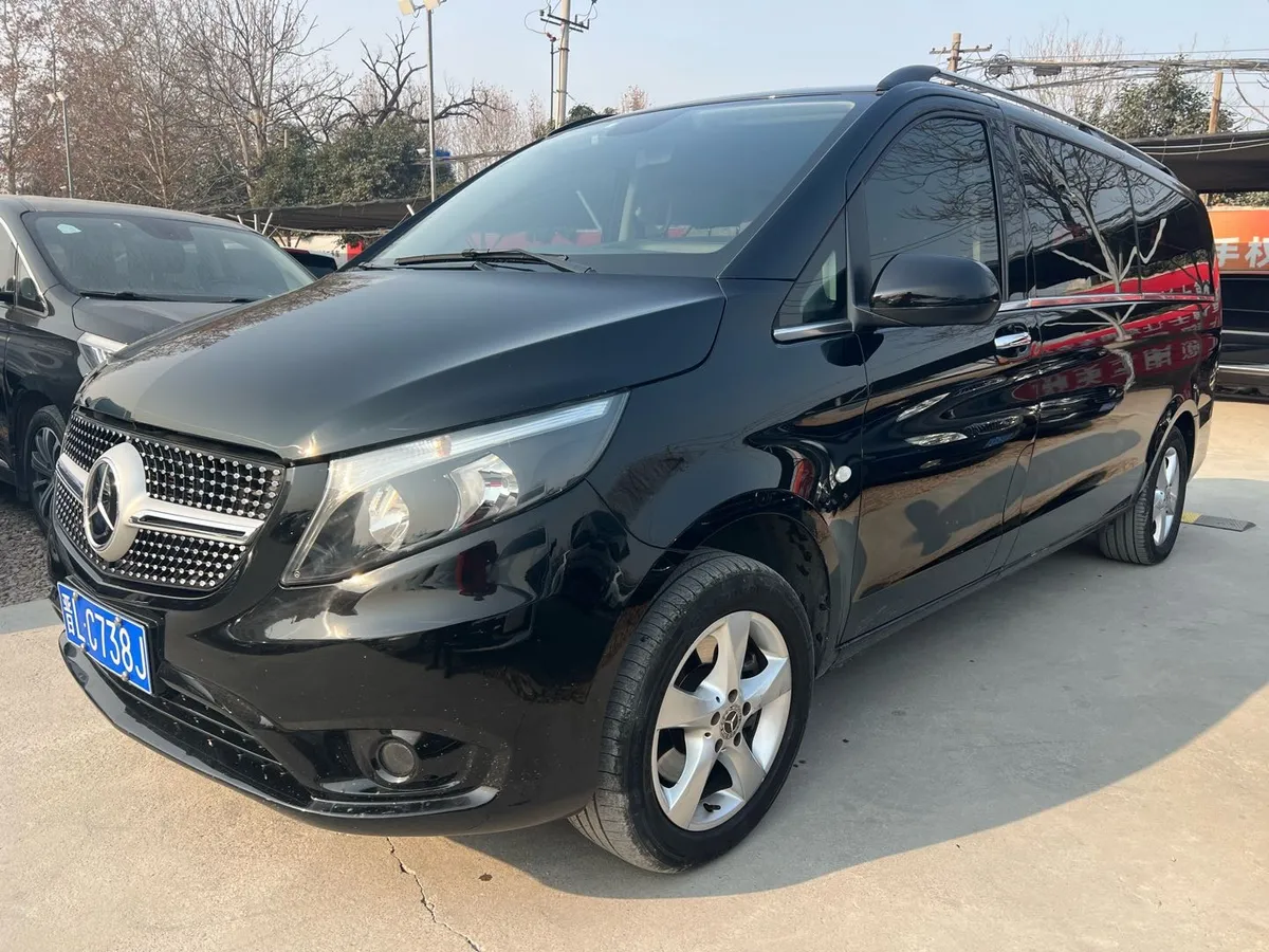 Mercedes-Benz 2020 2.0T 7