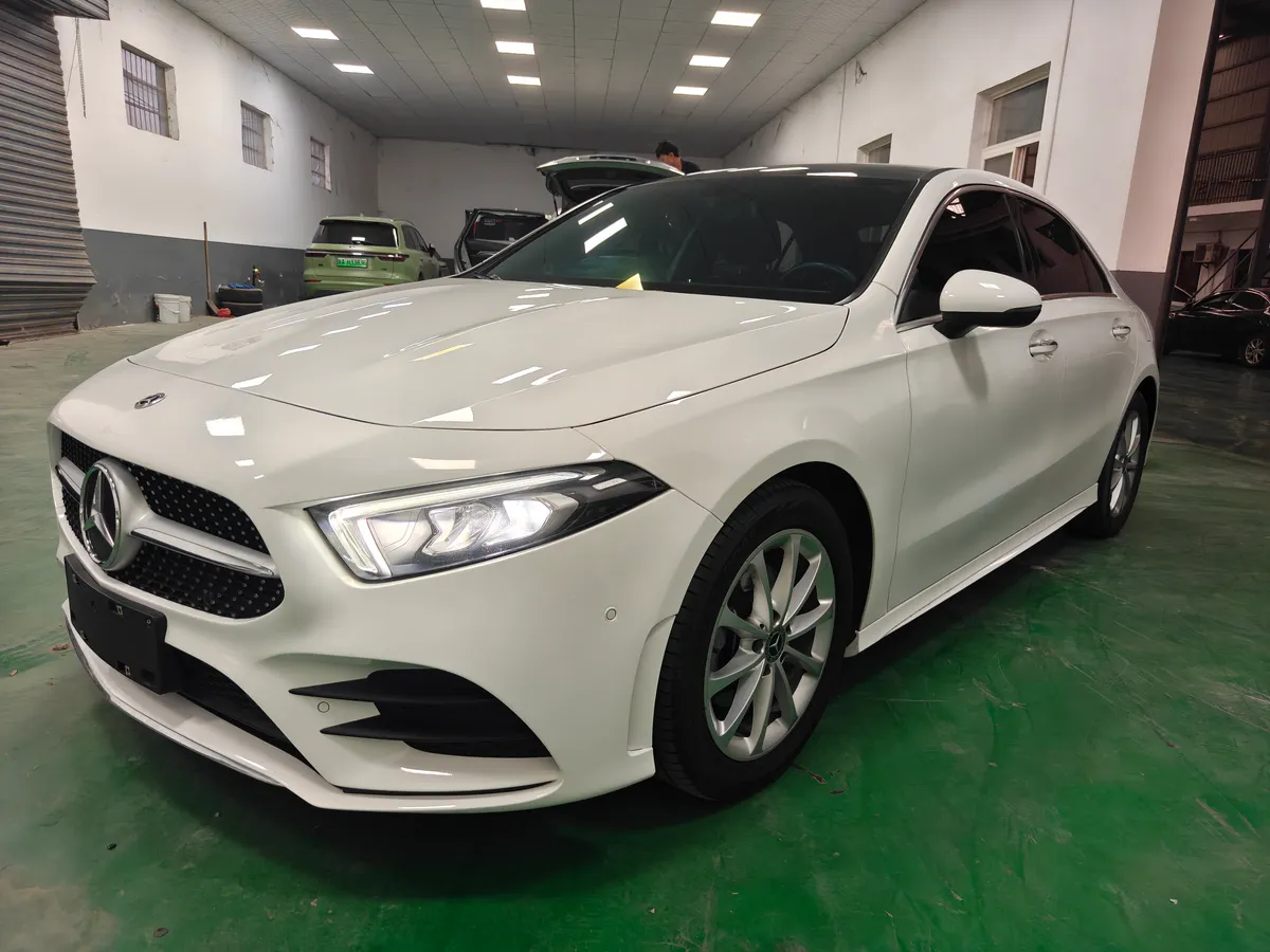 Mercedes-Benz A 2021 A 200 L