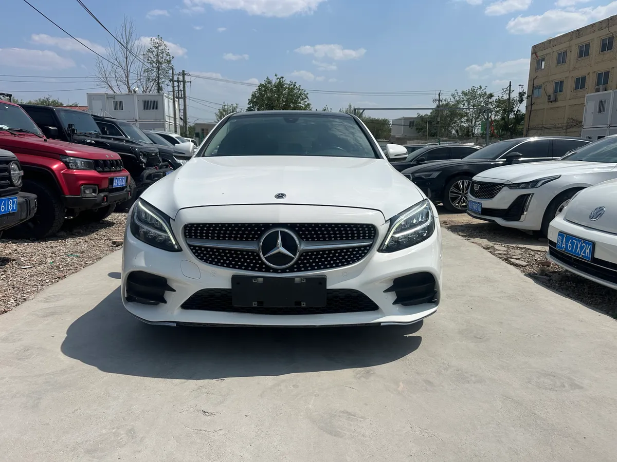 Mercedes-Benz C 2021