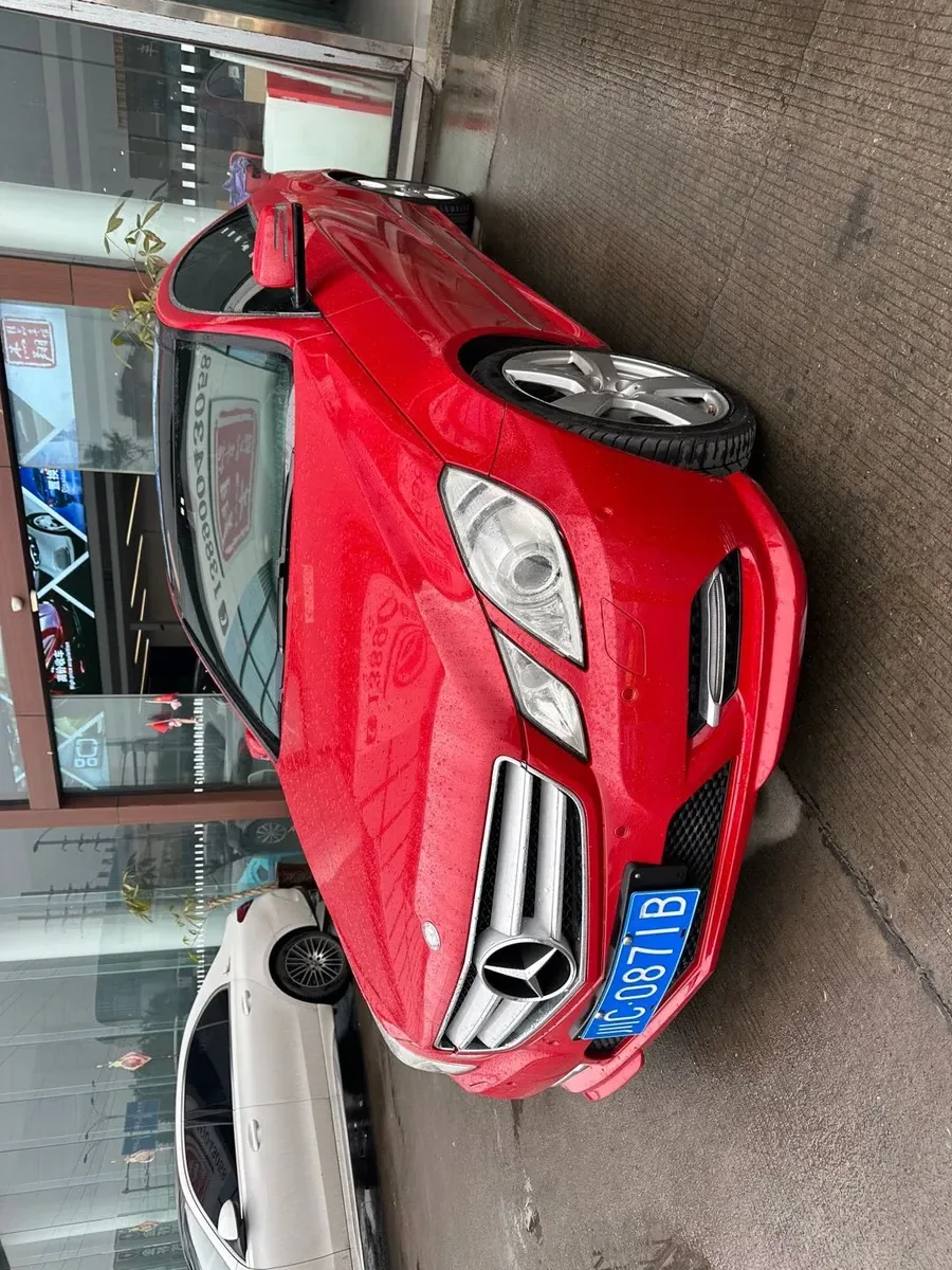 Mercedes-Benz E ( ) 2012 E 200 CGI Coupe