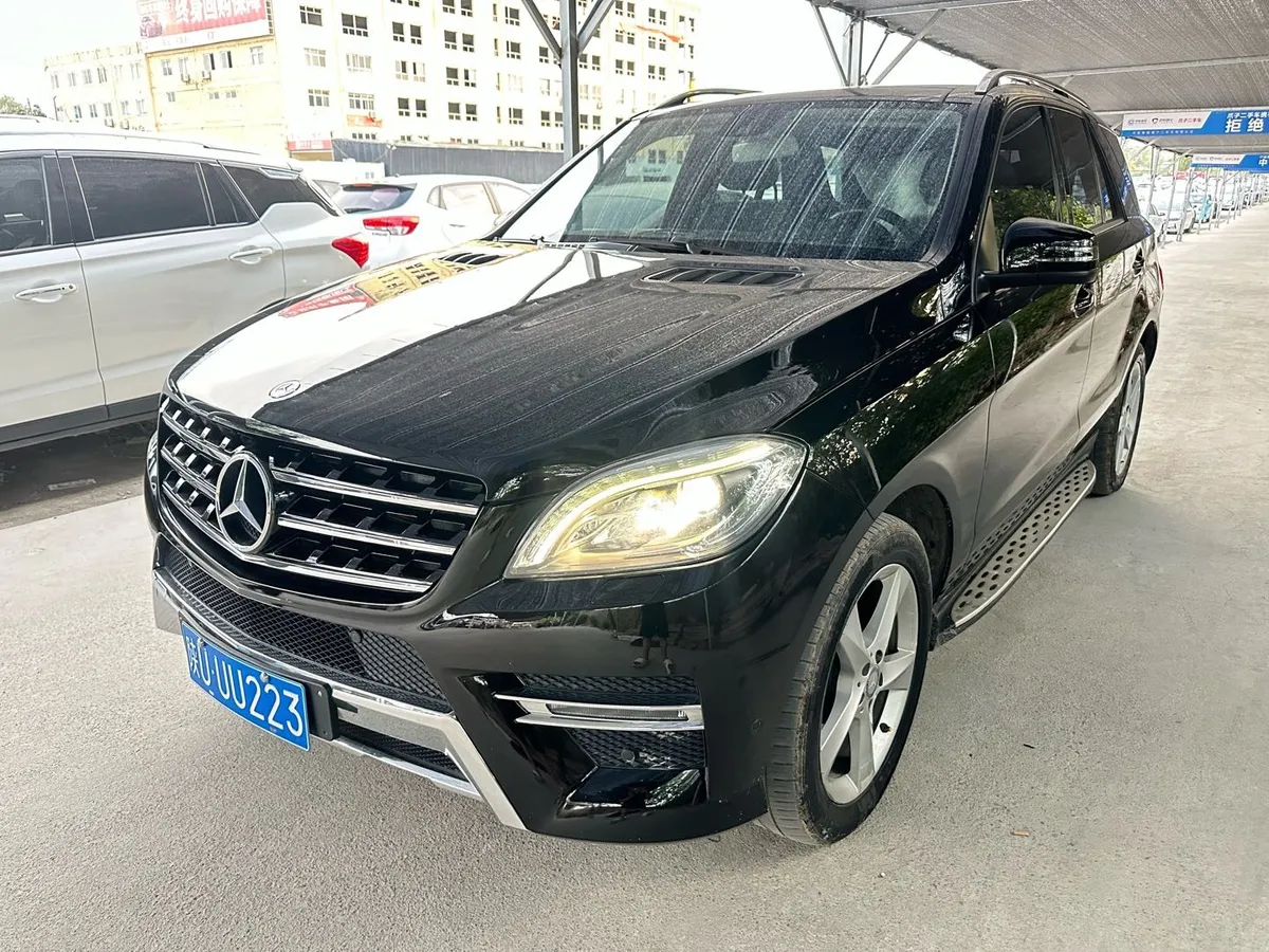 Mercedes-Benz M 2015