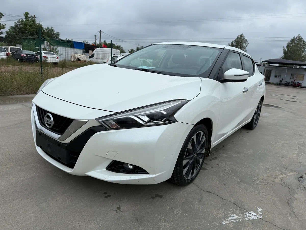 Nissan 2019