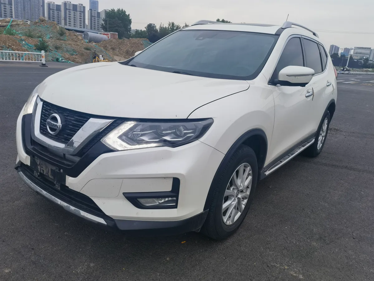 Nissan 2019 2.0L CVT 2WD