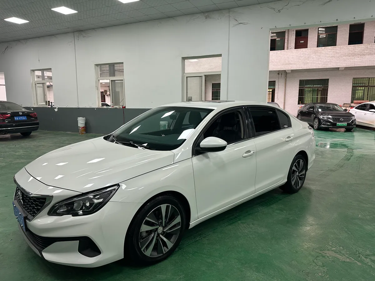 Peugeot 408 2020