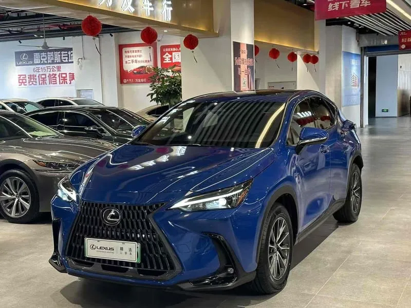 Lexus NX 2022