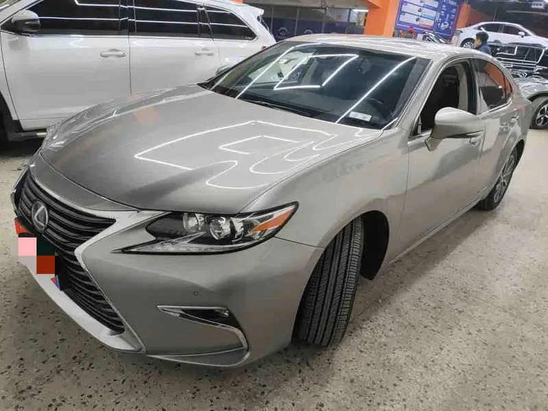 Lexus ES 2017