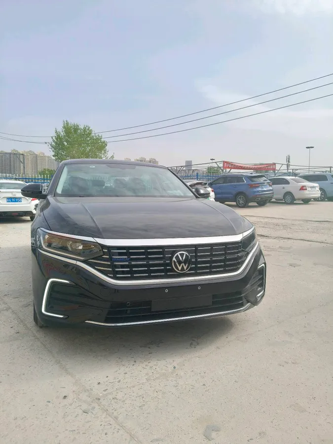 Volkswagen Passat NEV 2025