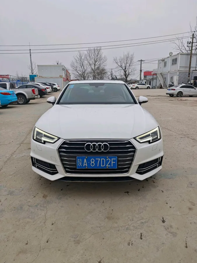 Audi A4L 2019