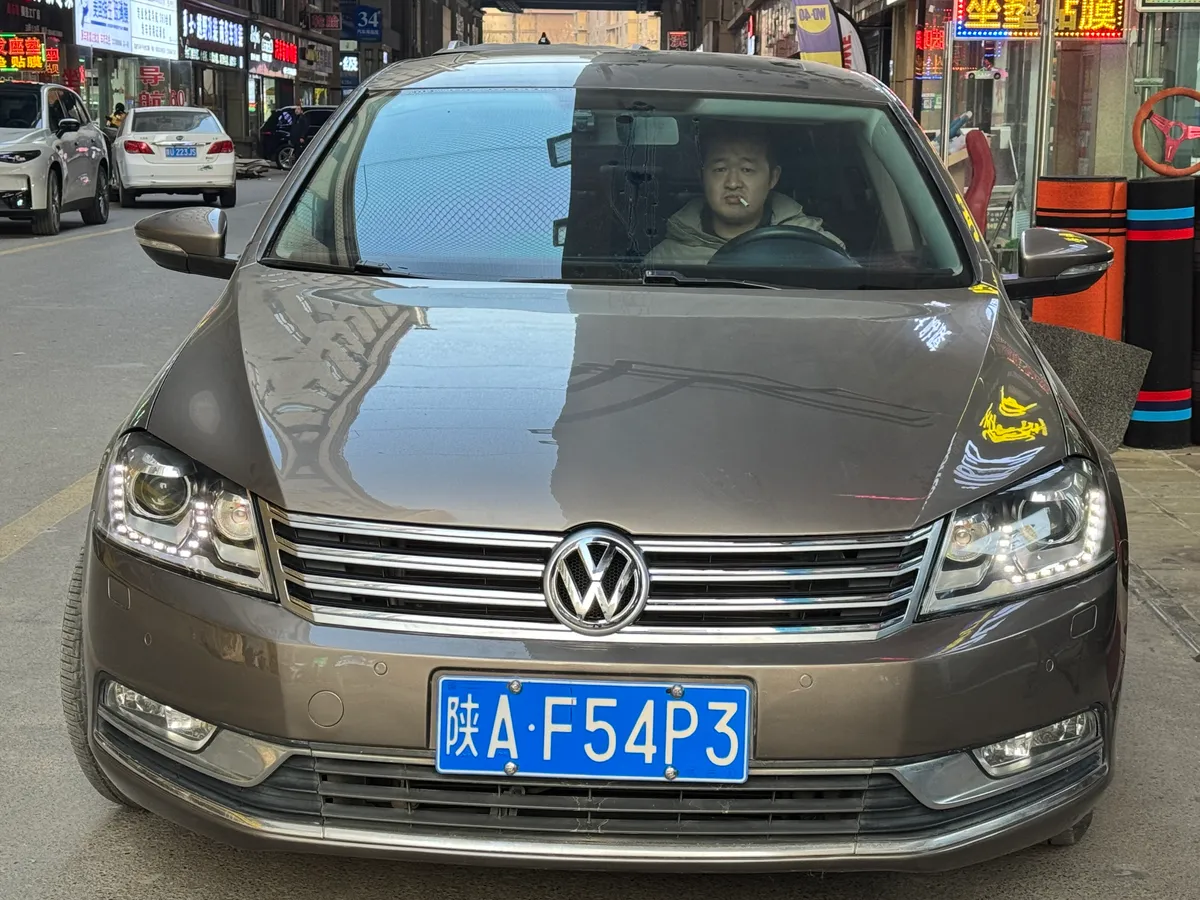 Volkswagen Magotan 2015