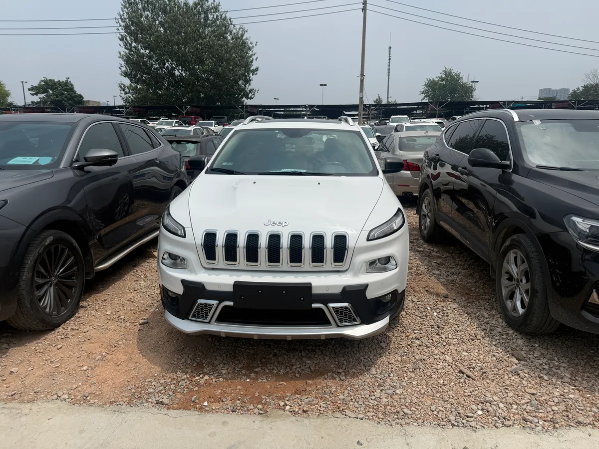 Jeep Free 2016