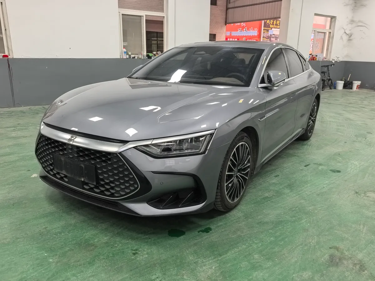 BYD Han 2022 DM-i 121KM