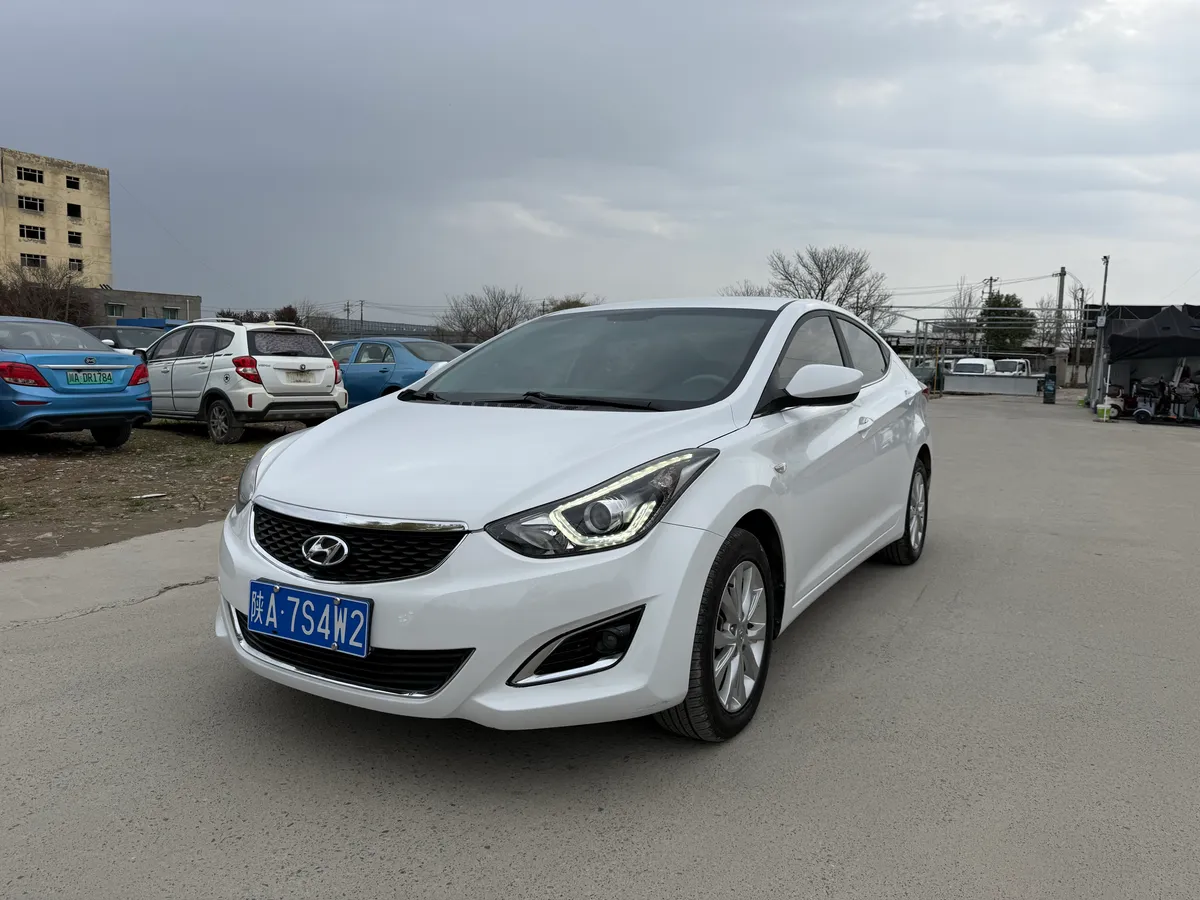 Hyundai Elantra Langdong 2016