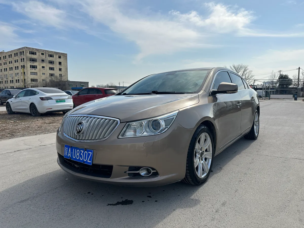 Buick LaCrosse 2012