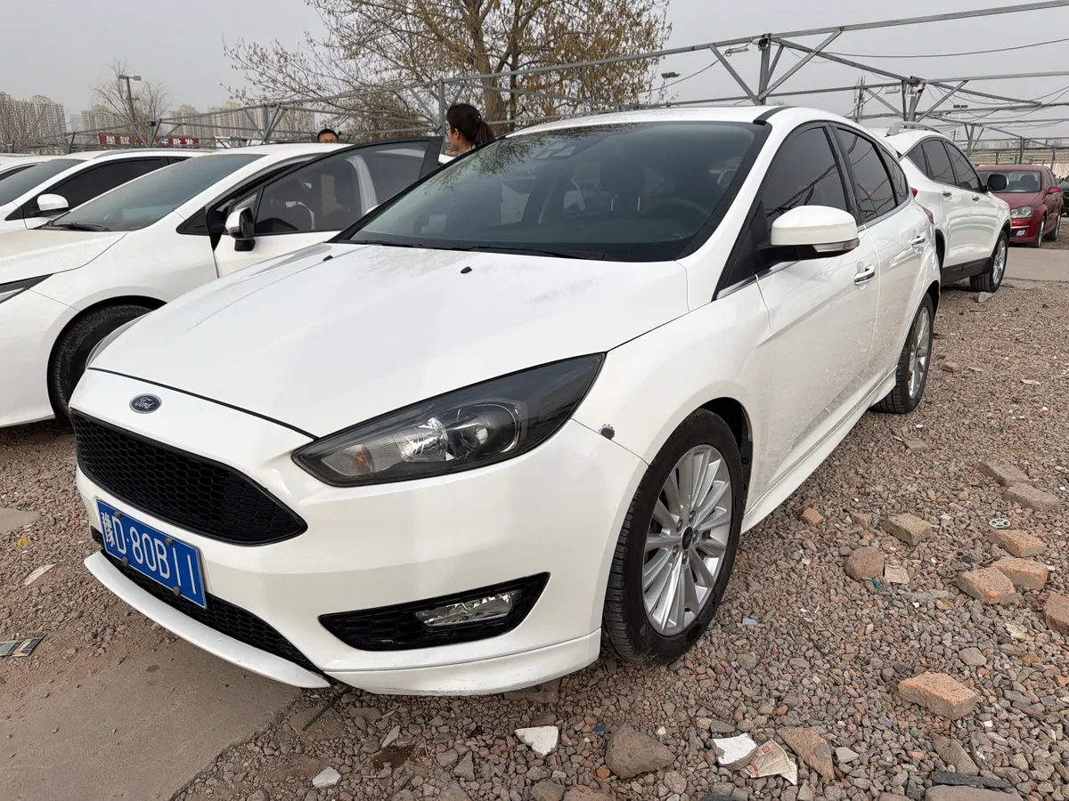 Ford Focus 2015
