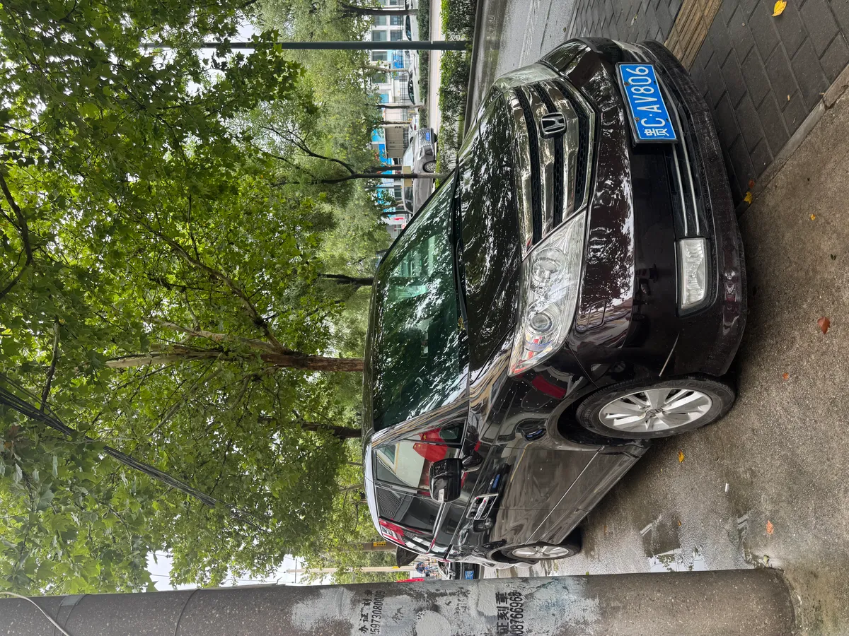Honda Crosstour 2012