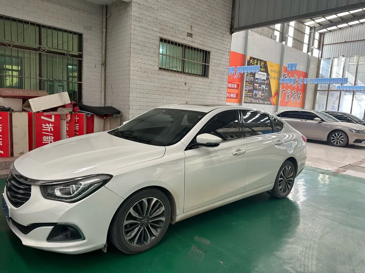 GAC Trumpchi GA3 2013