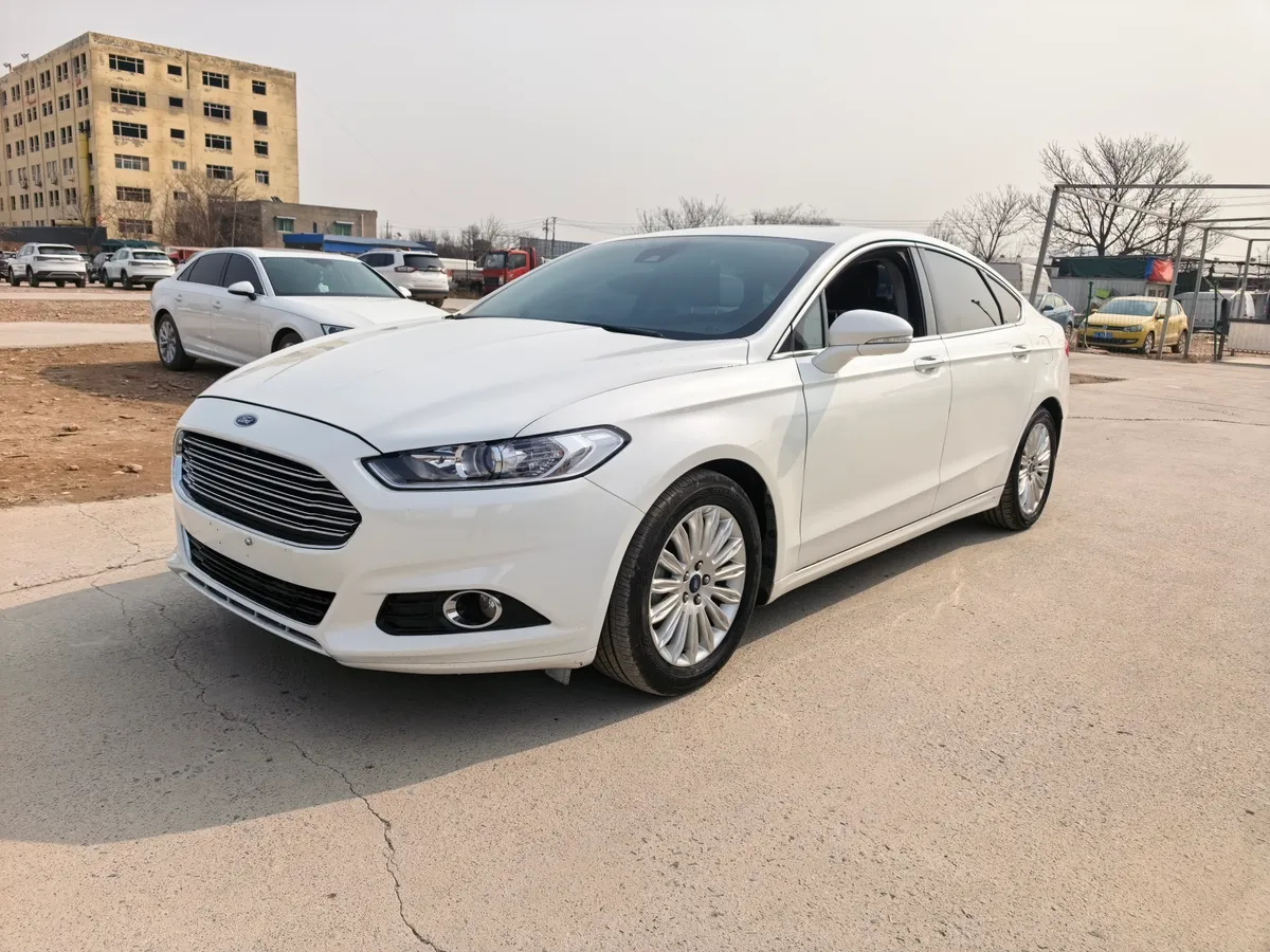 Ford Mondeo 2013