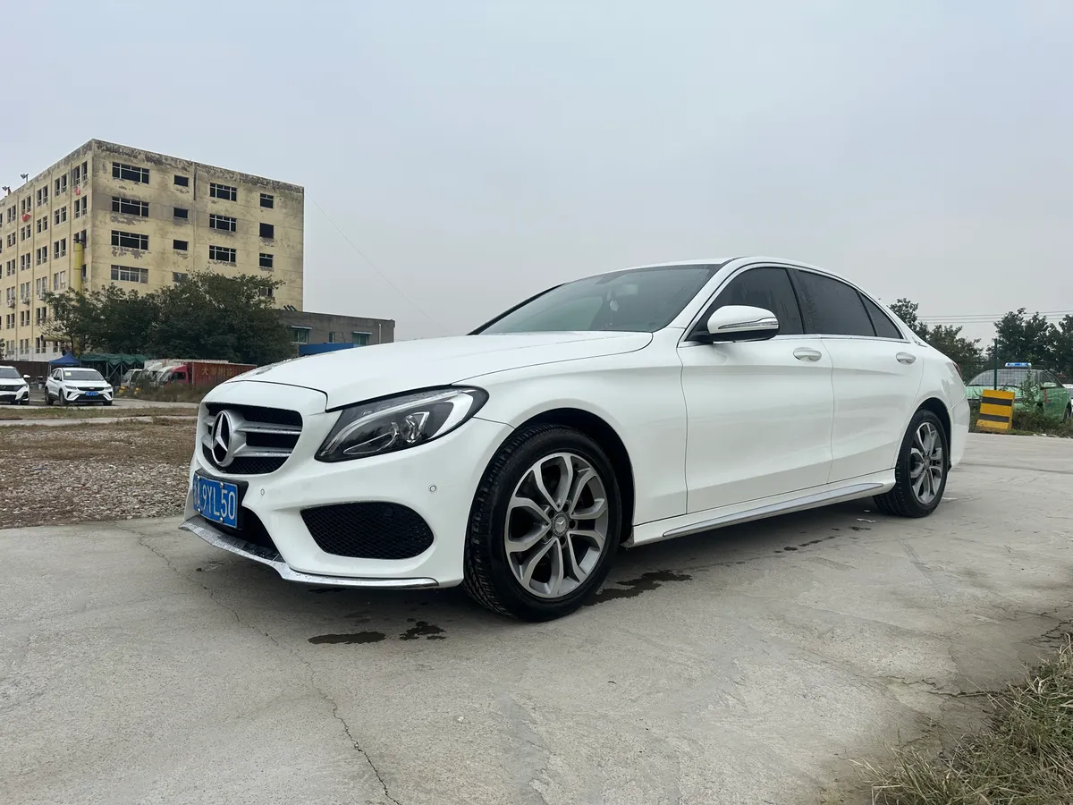 Mercedes-Benz C 2015