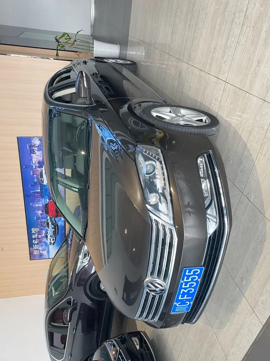 Volkswagen 2015 2.0TSI
