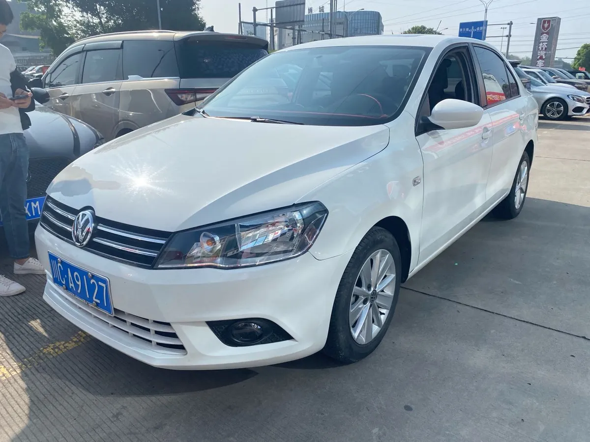 Volkswagen 2016 1.6L 25