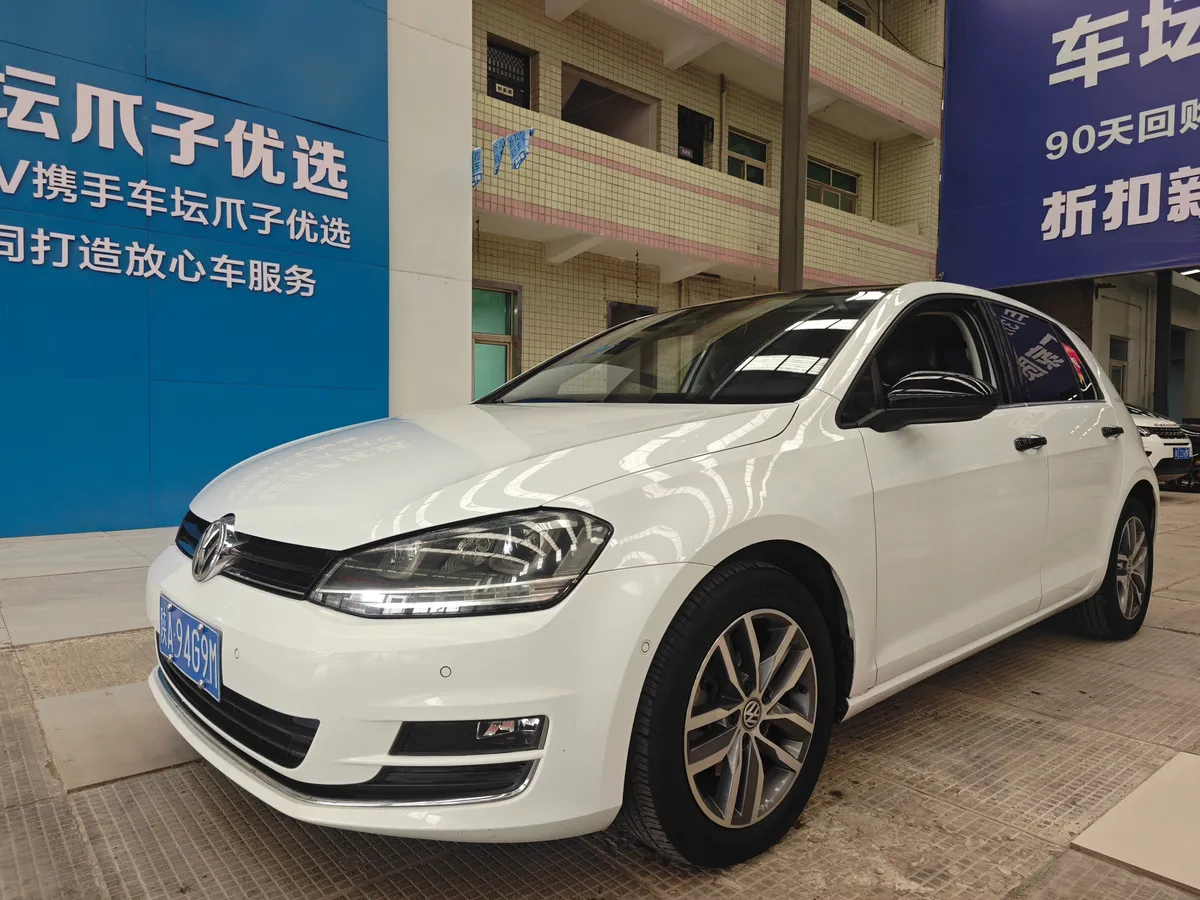 Volkswagen 2017 230TSI