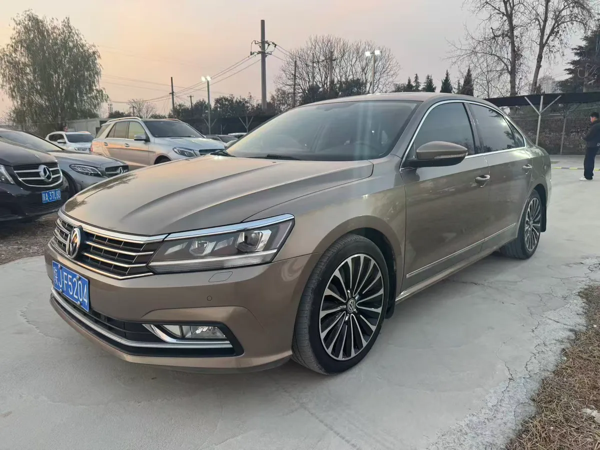 Volkswagen 2017 330TSI DSG