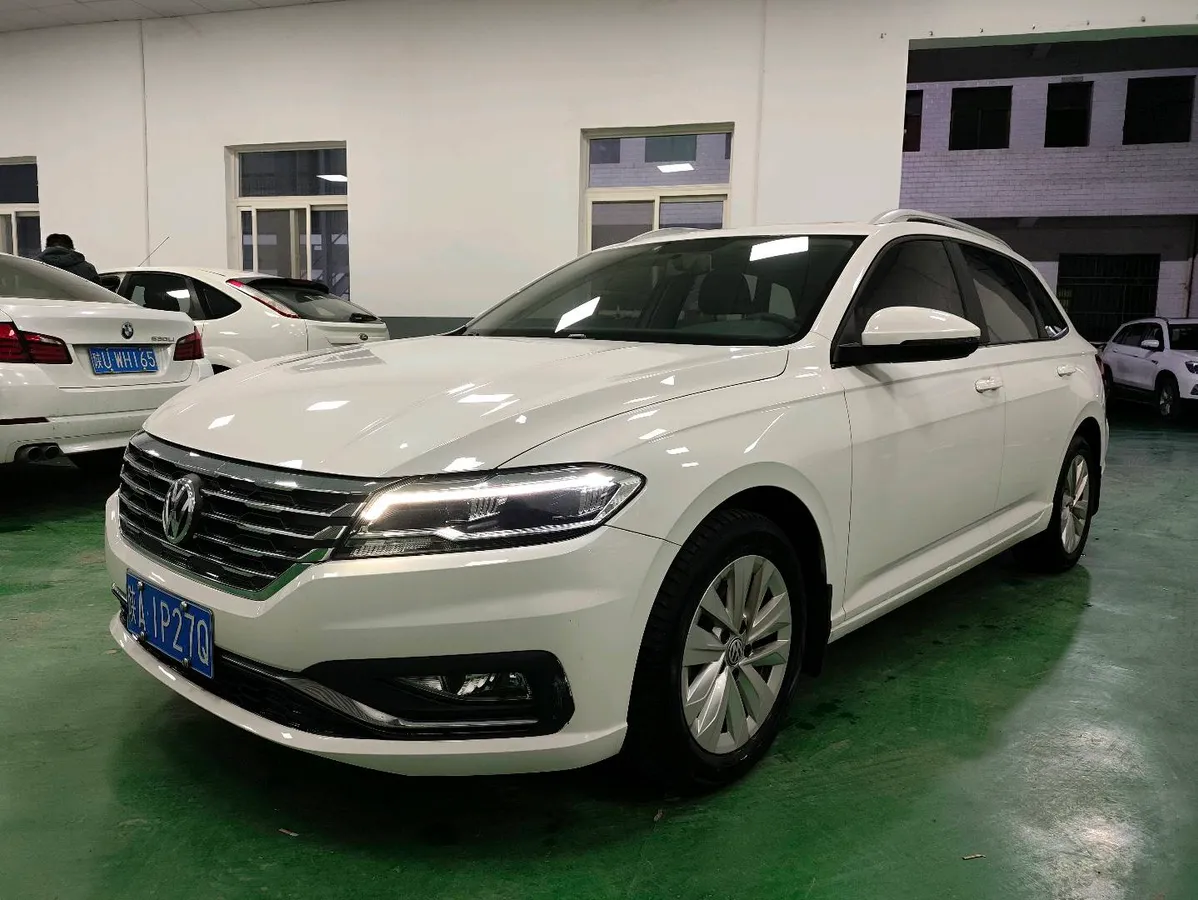 Volkswagen 2018 200TSI DSG V