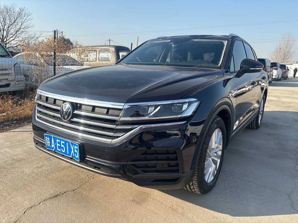 Volkswagen 2021 2.0TSI ���
