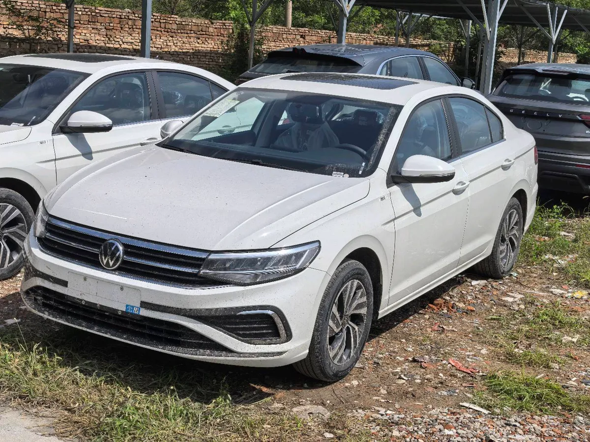 Volkswagen Bora 2025