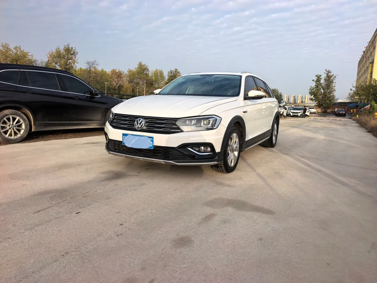 Volkswagen C-TREK 2018