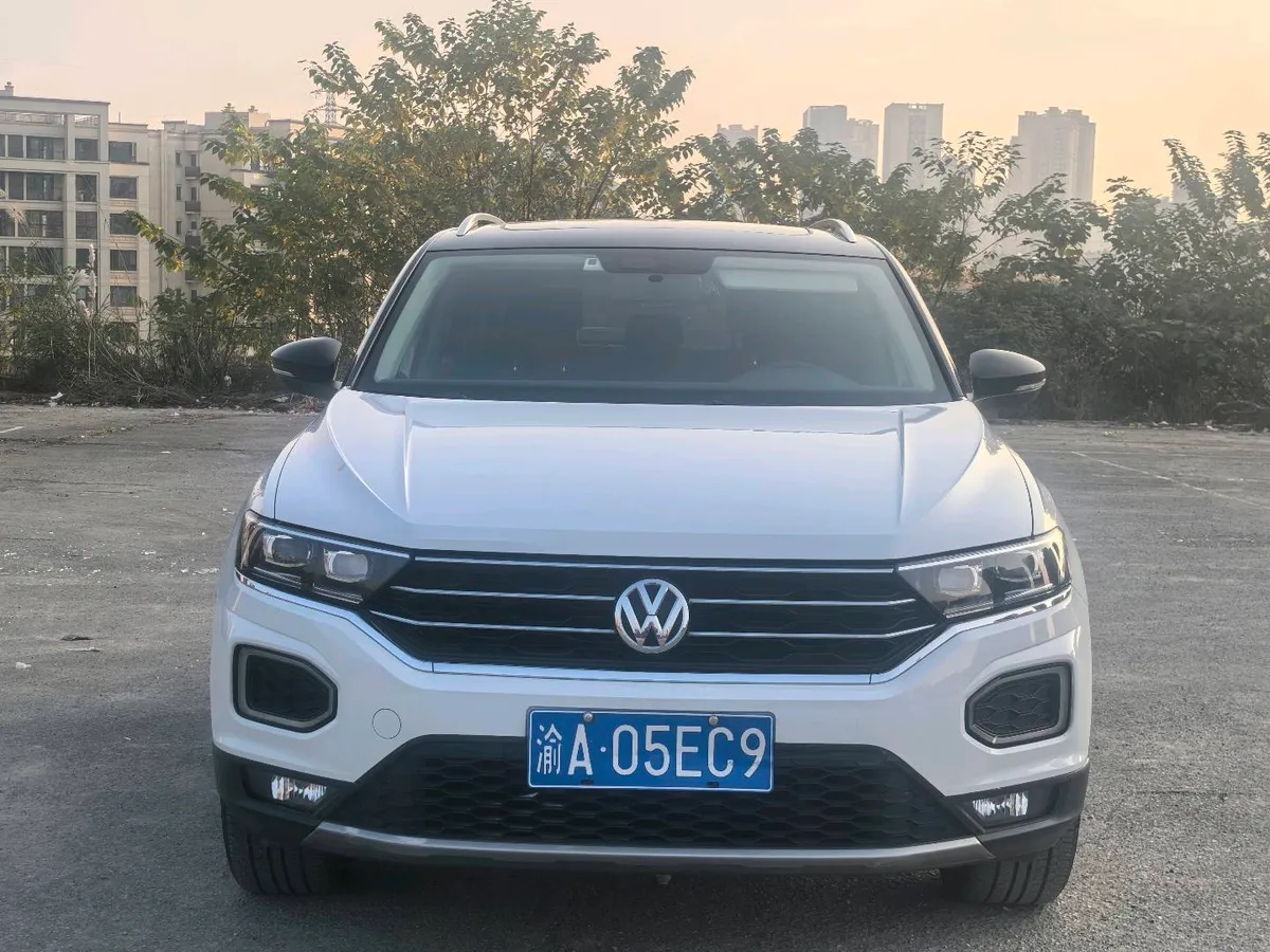 Volkswagen T-ROC 2018 230TSI DSG V
