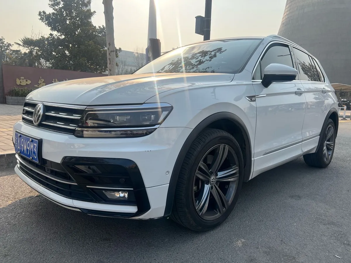 Volkswagen Tiguan ( ) 2018 380TSI R-Line