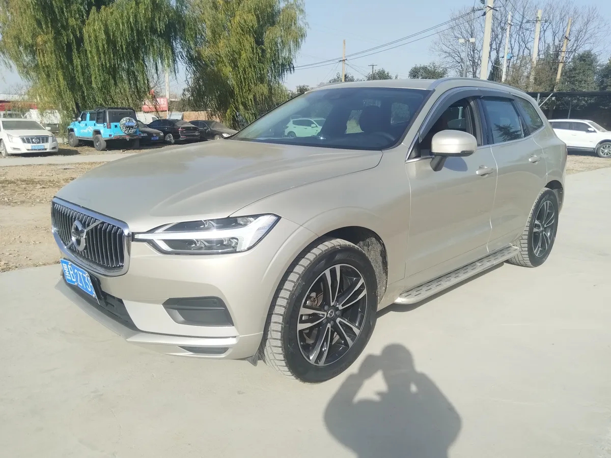 Volvo XC60 2019 T5 V